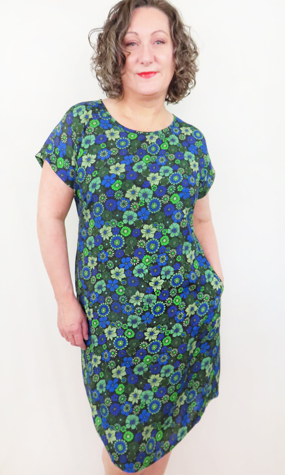 BEATRICE Vintage Floral Shift in BLUE